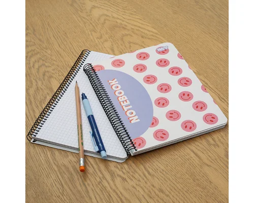 Зошит для записів Yes А5 80 аркушів клітинка на спіралі Smiley and Flowers (152294)